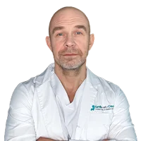 Хирург-имплантолог Черненко Павел Александрович, фото