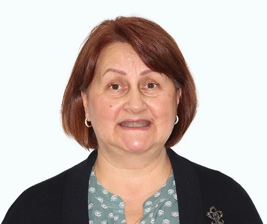 Фото до имплантации зубов пациентке