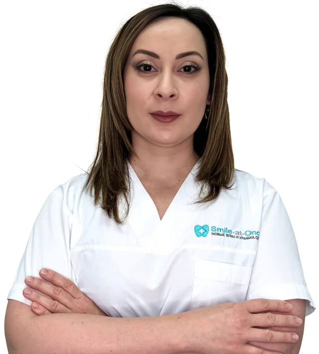 Стоматолог-терапевт Хакунова Альбина Руслановна, фото