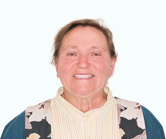 После имплантации нижней челюсти