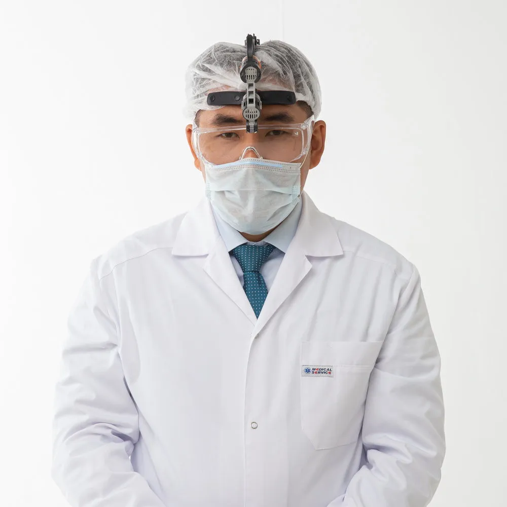 Стоматолог-имплантолог Намдаков Николай Владимирович