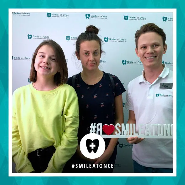 октябрь 2019: селфи после установки брекетов на зубы