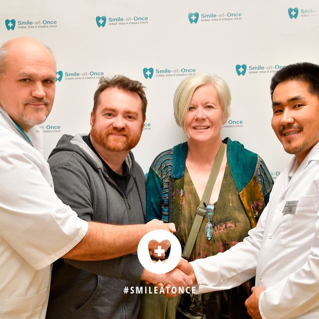 Селфи после имплантации all-on-4 - все на четырех