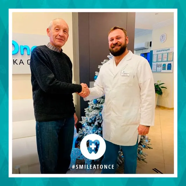 Декабрь 2020 года: после одиночной имплантации зубов на верхней челюсти