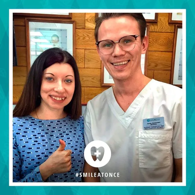 Селфи после установки брекетов на зубы