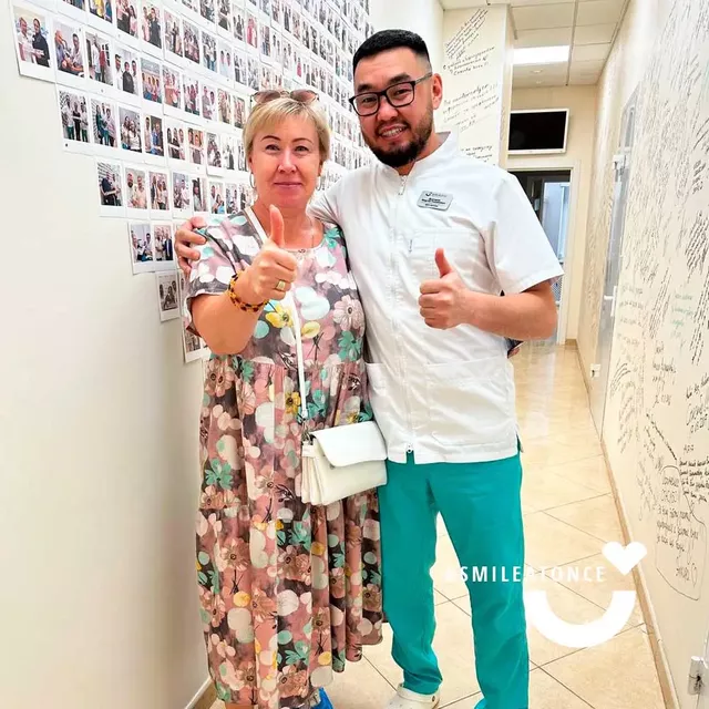 После установки постоянного протеза на нижнюю челюсть