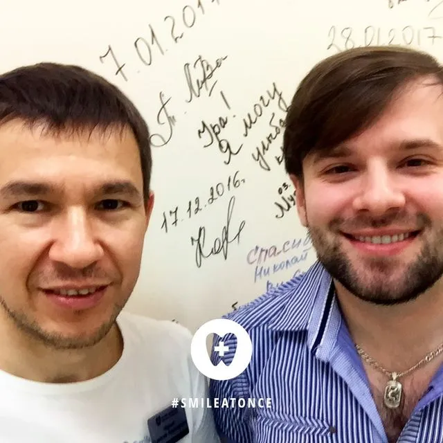 Селфи после имплантации all-on-6 - все на шести