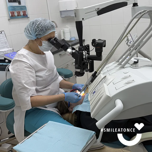 Стоматолог-терапевт Серегина Ирина Дмитриевна, фото за работой