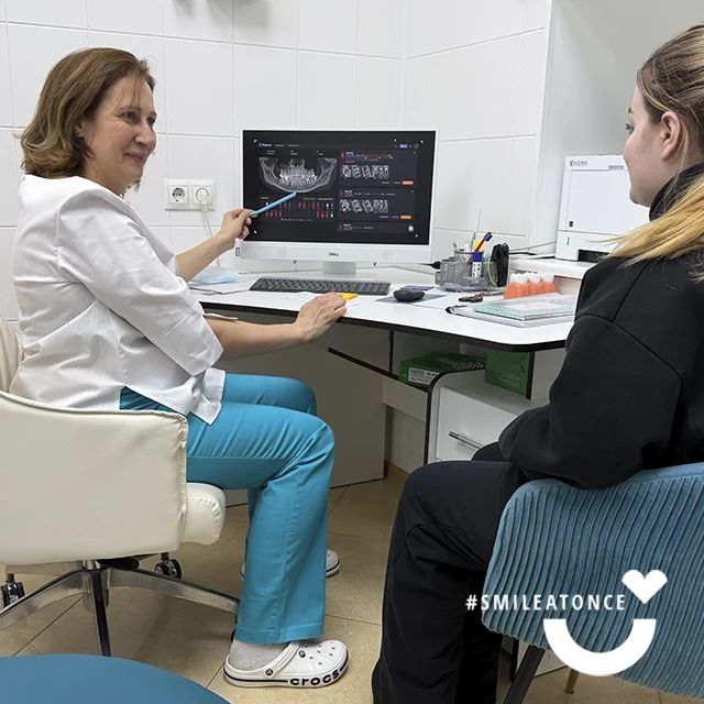 Стоматолог-терапевт Серегина Ирина Дмитриевна, фото на консультации