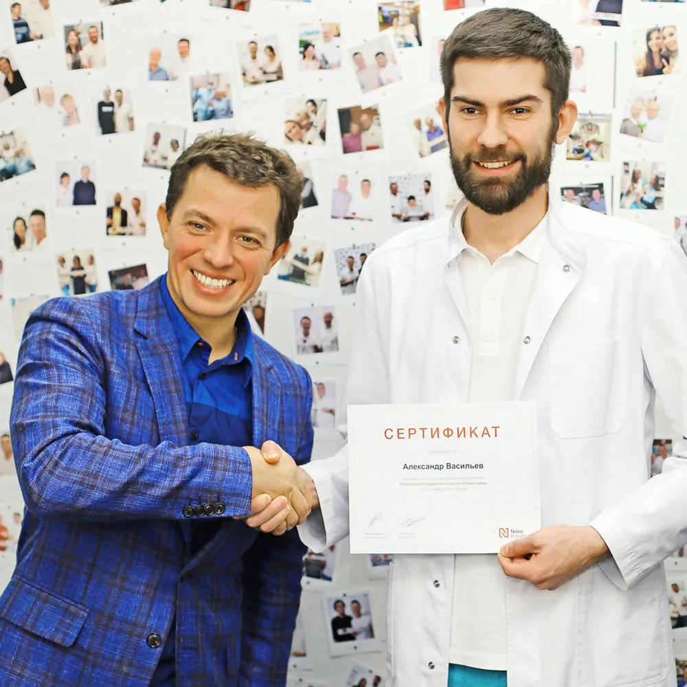 Хирург-имплантолог Васильев Александр Александрович, фото