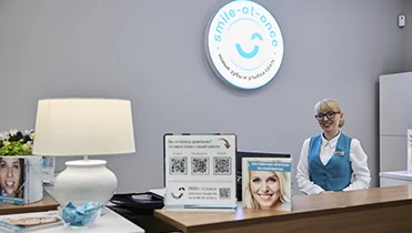 Фото ресепшн Smile-at-Once на Дмитровской